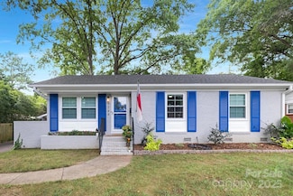 1744 Emerywood Dr, Charlotte, NC 28210
