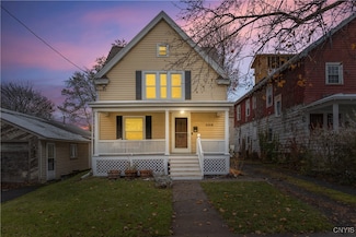 1112 Westcott St, Syracuse, NY 13210