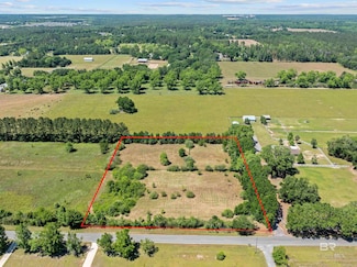 13733 White Rd, Silverhill, AL 36576