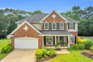 376 Woodsberry Shoals Dr, Duncan, SC 29334