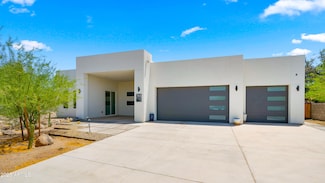 745 E Highline Canal Rd, Phoenix, AZ 85042