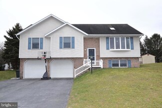 40 Hickory Blvd, Lebanon, PA 17042