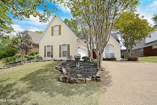 1230 Cross Creek Dr E, Hernando, MS 38632