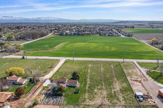 8027 S Cloverdale Rd, Boise, ID 83709