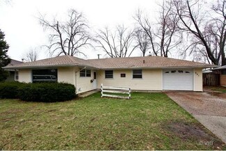 551 Colorado Ave, Aurora, IL 60506