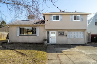 31 Lackawanna Ave, Depew, NY 14043