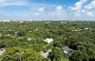 1701 S Bayshore Dr, Miami, FL 33133