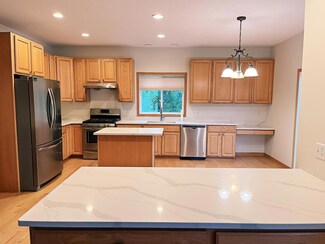 17788 Haralson Dr, Eden Prairie, MN 55347