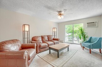 25 Clarks Rd Unit 308, Amesbury, MA 01913