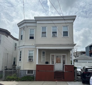 137 Congress Ave, Chelsea, MA 02150