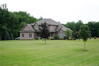 11916 Alps Rd, Lyndonville, NY 14098