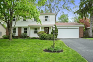 120 Longfellow Ave, Worthington, OH 43085