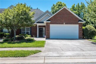 2049 Salisbury Square Unit 15, Winston Salem, NC 27127