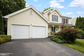 1173 Beach Ln, Manahawkin, NJ 08050