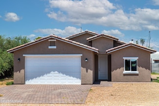 1139 W District St, Tucson, AZ 85714