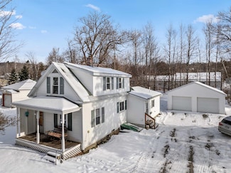 1816 Hutchins St, Berlin, NH 03570
