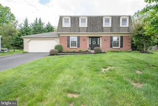 125 Merry Dell Dr, Southampton, PA 18966