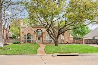 240 Highland Oaks Cir, Southlake, TX 76092