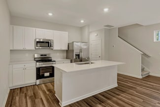 801 Big Bend Ct, White House, TN 37188