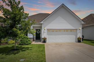 2122 Oak Dr, Murfreesboro, TN 37128