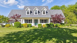 11 Summerhaven Ct, Troy, MO 63379