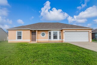 2452 Courtland Blvd, Deltona, FL 32738