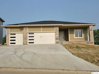 11342 N 162nd St, Bennington, NE 68007