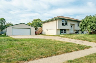 1000 Gordon Ave, Norwalk, IA 50211