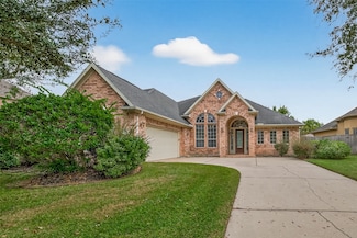 2562 Estrada Dr, League City, TX 77573
