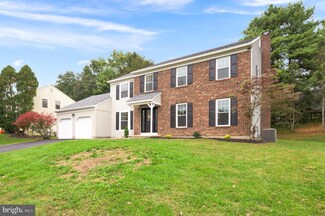 43 Winding Hill Dr, Hockessin, DE 19707