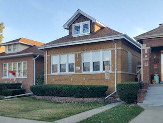 5149 W George St, Chicago, IL 60641