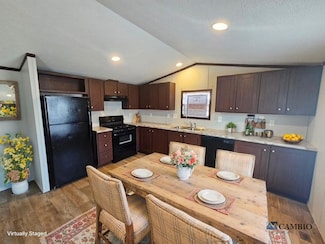 64 N Green Meadows St SE Unit 64N, Grand Rapids, MI 49548