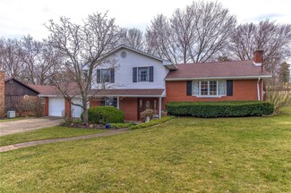 114 Mulberry Ln, Monaca, PA 15061