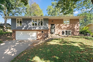 2025 Argonne Dr NE, Columbia Heights, MN 55421