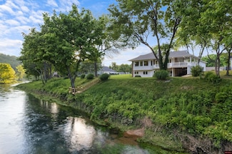 24 Hargis Place, Cotter, AR 72626