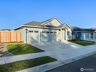 2127 E Badger Way Unit 39, Lacenter, WA 98629