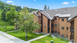 59 Alpine Dr Unit F202, Killington, VT 05751