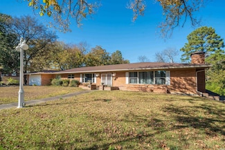 107 Trivista Left St, Hot Springs National Park, AR 71901