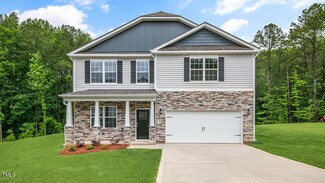 1009 Ocean Ct, Carthage, NC 28327