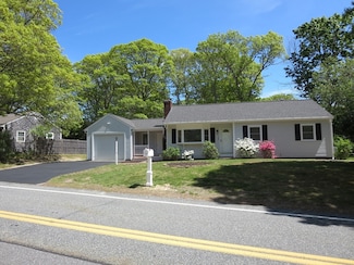 130 Fuller Rd, Centerville, MA 02632