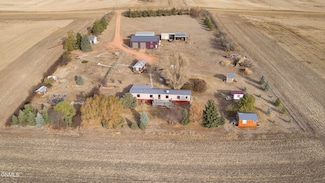 12780 30th St SW, Belfield, ND 58622