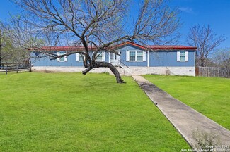 230 County Road 5633, Castroville, TX 78009