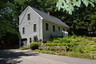 20 Arcadia Ln, North Waterboro, ME 04061