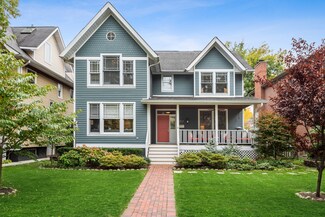 1517 Forest Ave, Wilmette, IL 60091