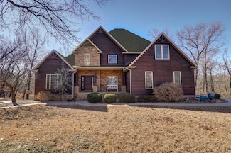10350 Indian Ridge Ln, Carthage, MO 64836