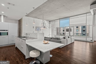 845 Spring St NW Unit PH5, Atlanta, GA 30308