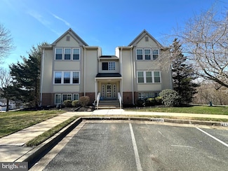 6 Surrey Ln, Nottingham, MD 21236