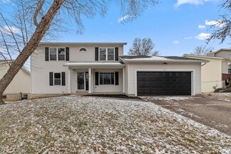 107 Mount Olympus Ct, Saint Peters, MO 63376