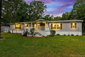 8036 Dawes Rd, Mooringsport, LA 71060