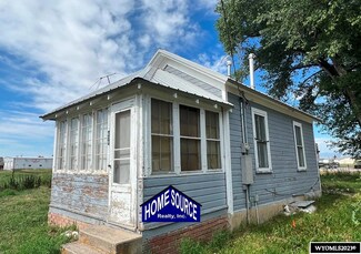 608 S Oklahoma Ave, Lander, WY 82520